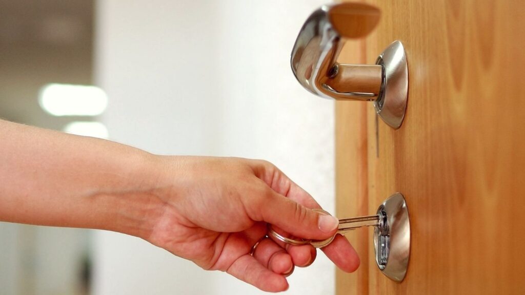 24-hour locksmith Tampa