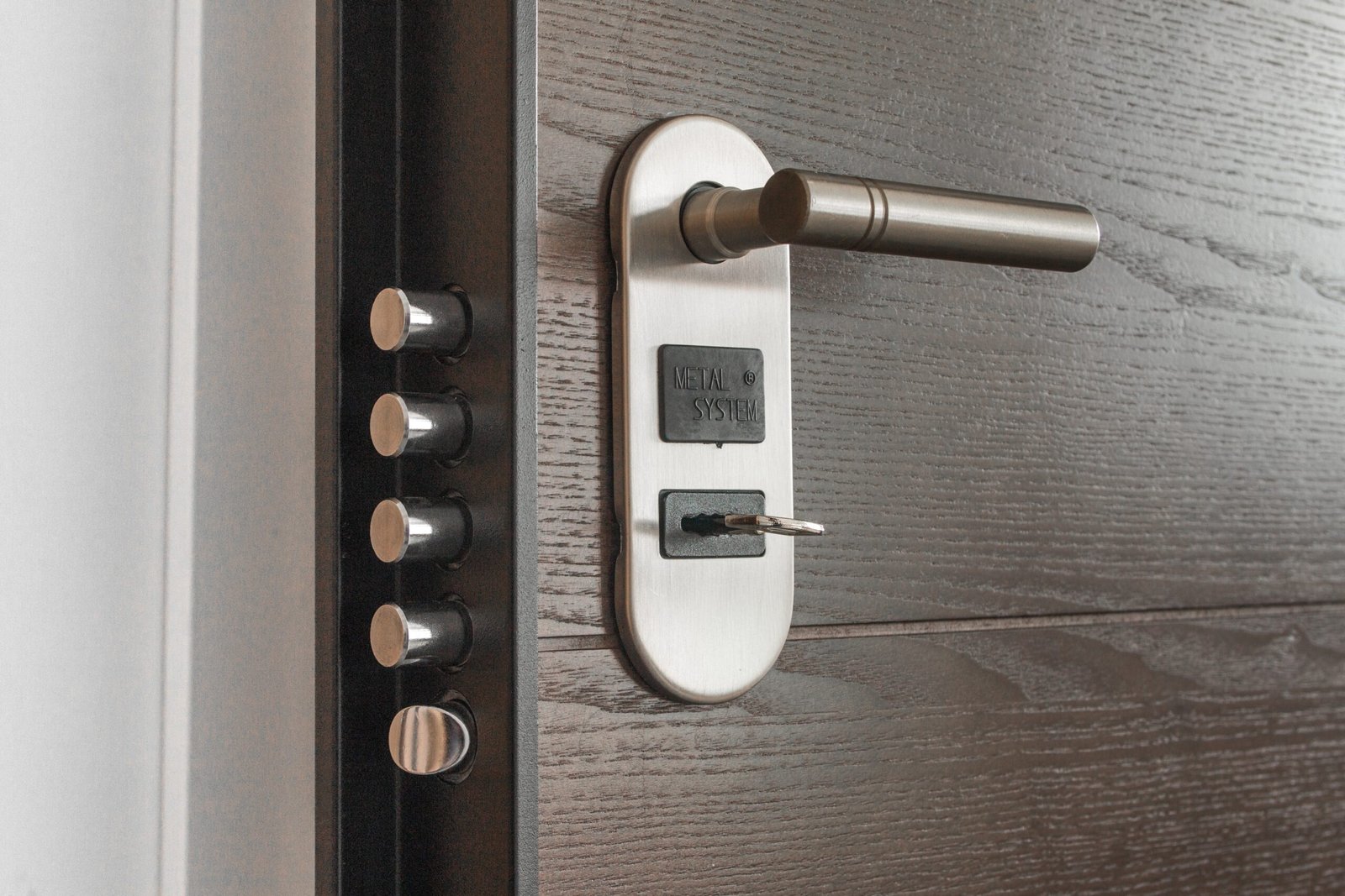 Strengthening Home Protection: Advice from Trusted Locksmiths in Loveland